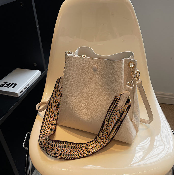Orenza | Crossbody Bucket Bag