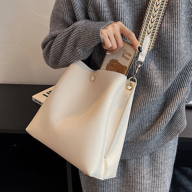 Orenza | Crossbody Bucket Bag