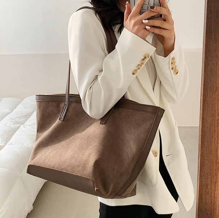 Nastria | Tote Bag