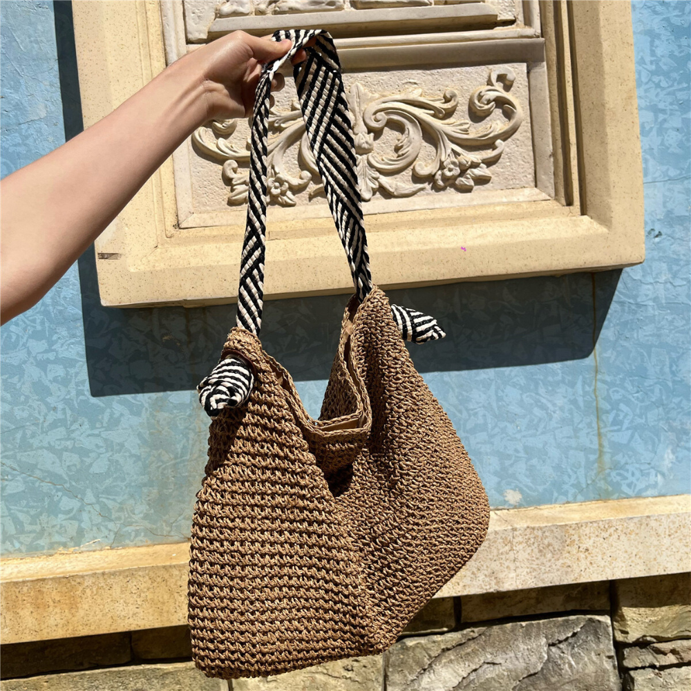 Calvira | Shoulder Bag