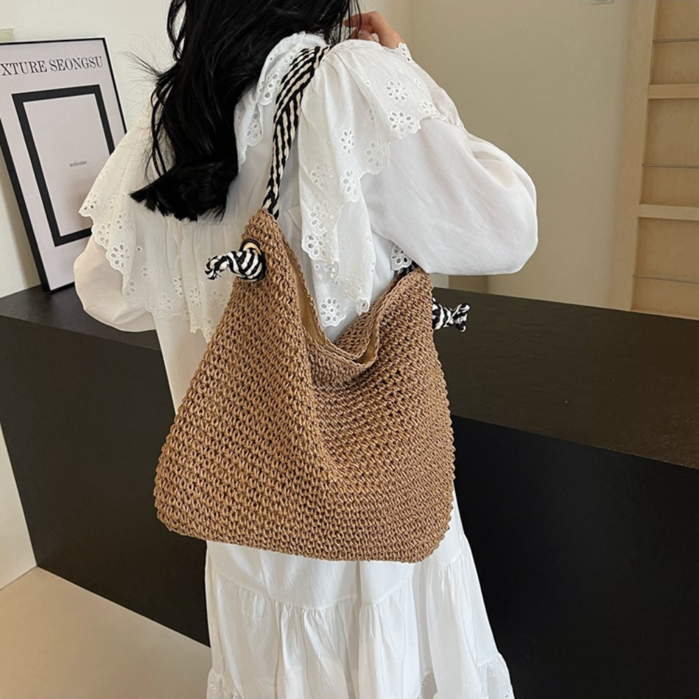 Calvira | Shoulder Bag