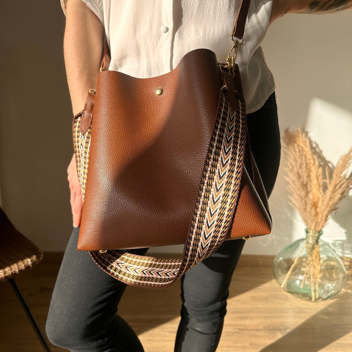 Orenza | Crossbody Bucket Bag