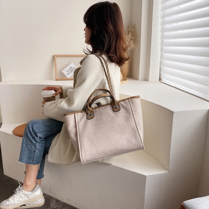 Ravina | Tote Bag