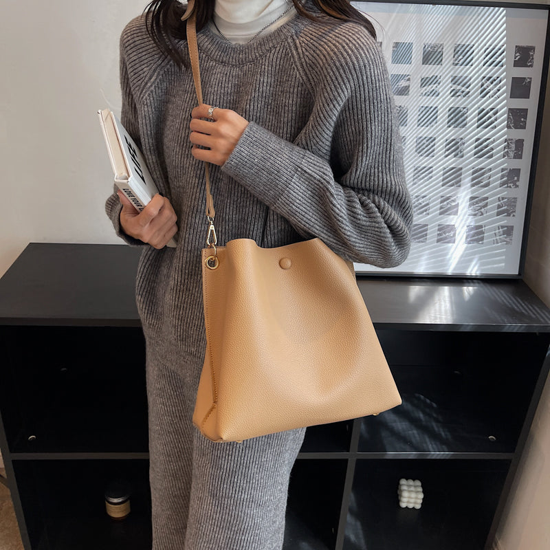 Orenza | Crossbody Bucket Bag