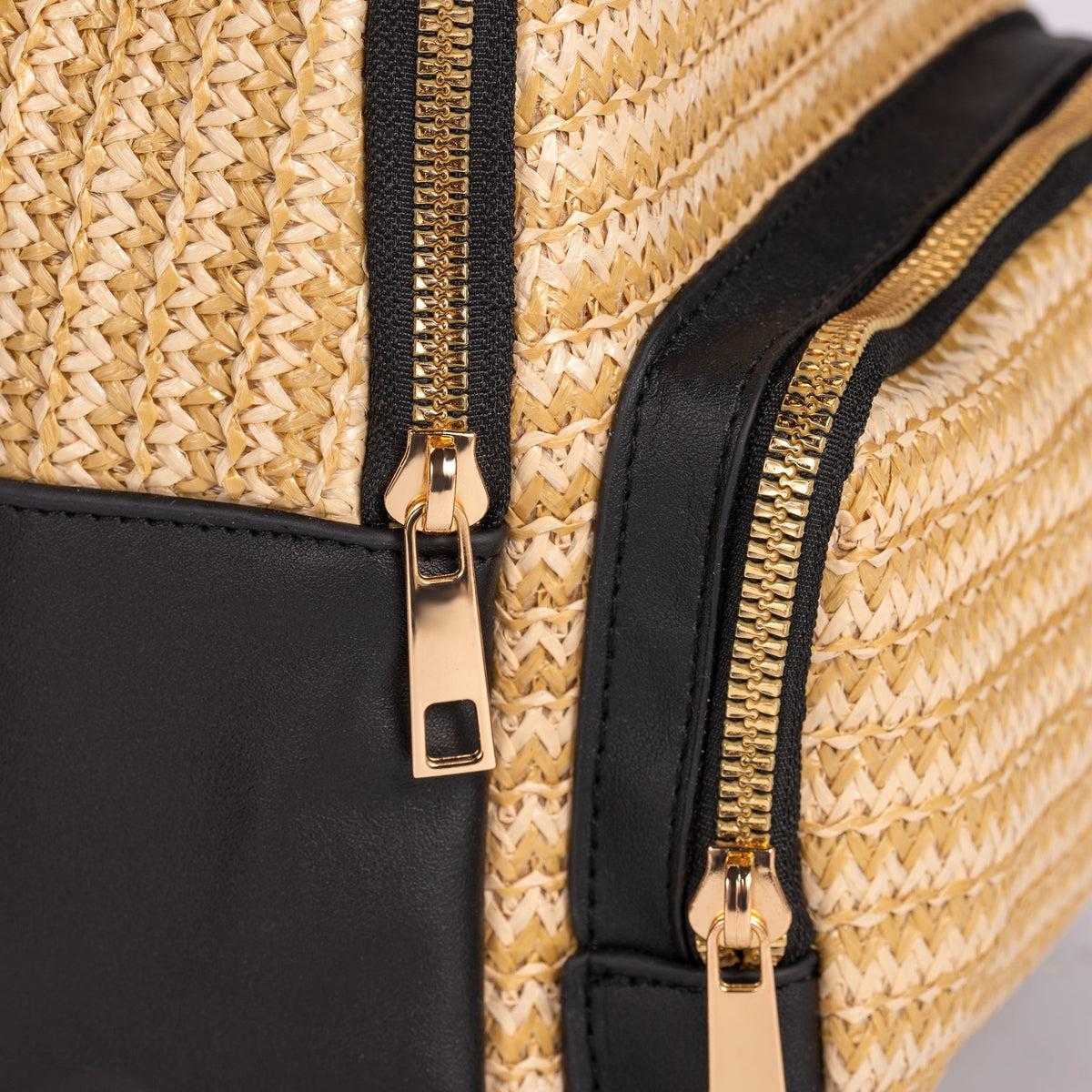 Calfyra | Backpack