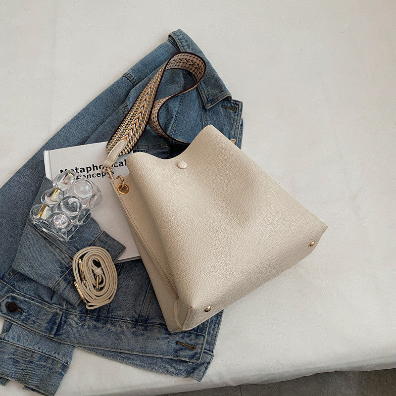 Orenza | Crossbody Bucket Bag