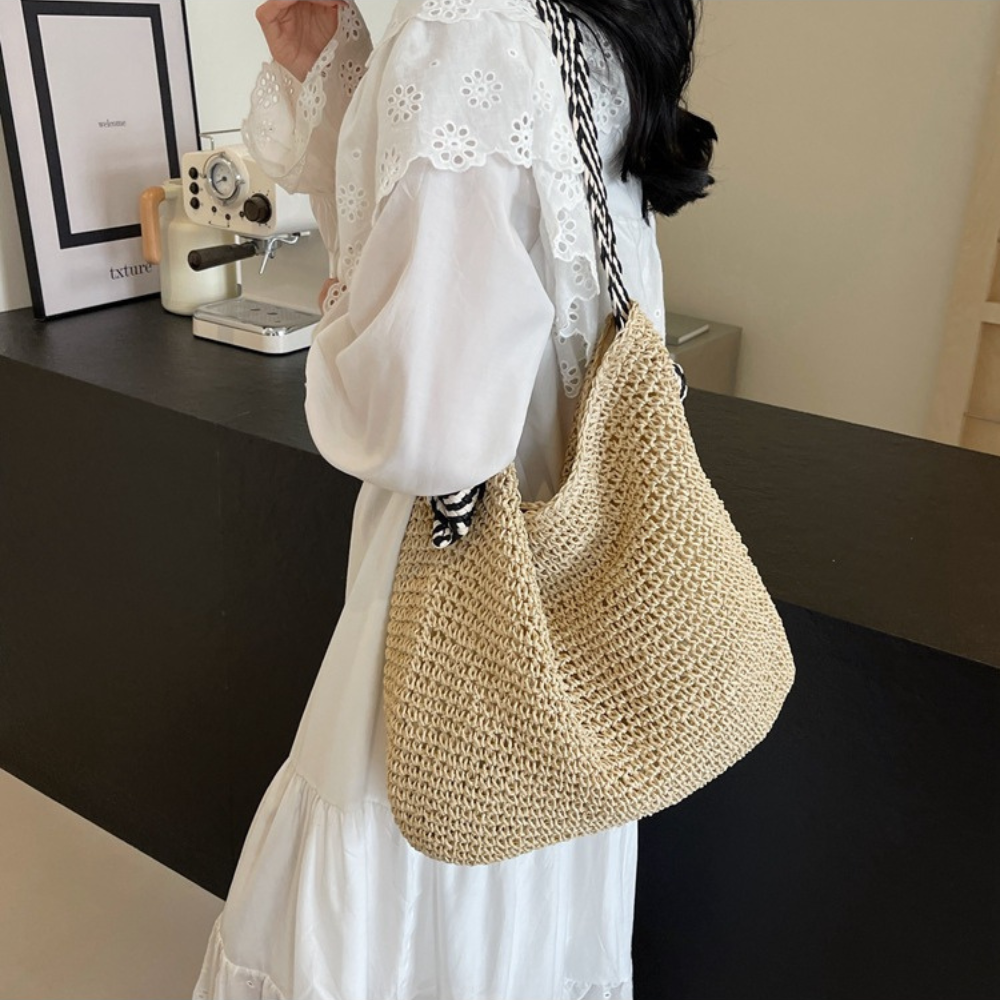 Calvira | Shoulder Bag