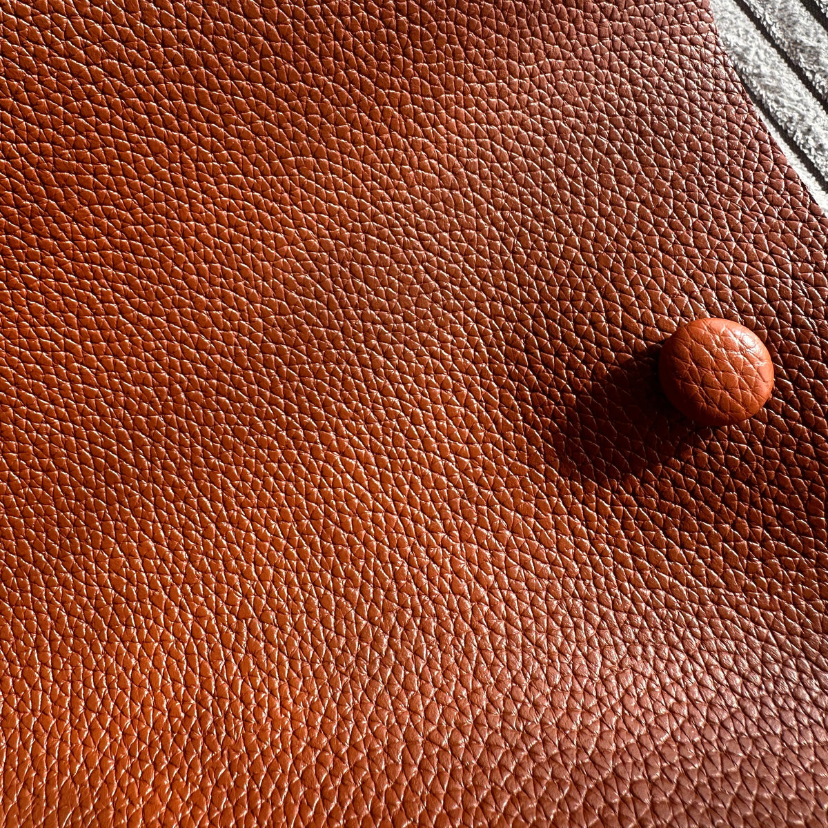 Orenza | Crossbody Bucket Bag