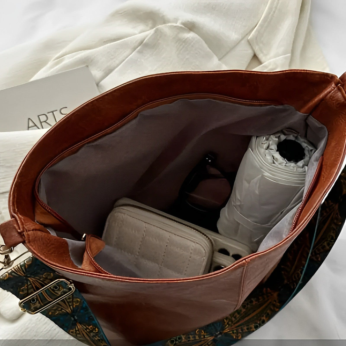 Wrenna | Crossbody Bag