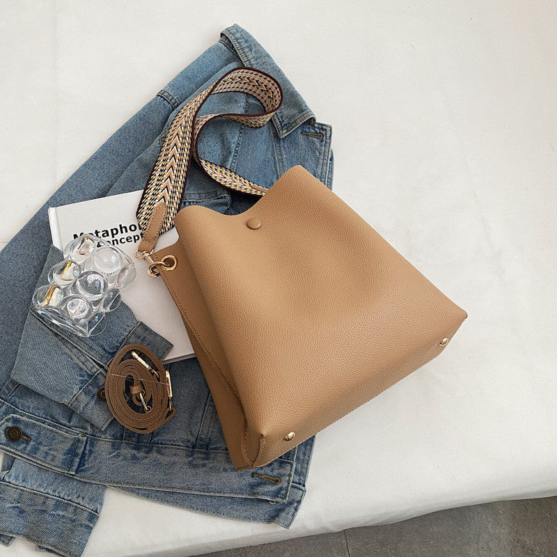 Orenza | Crossbody Bucket Bag